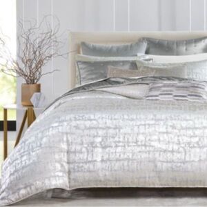 Hudson Park Collection Woven Shibori Silver Comforter Luxurious Bedding